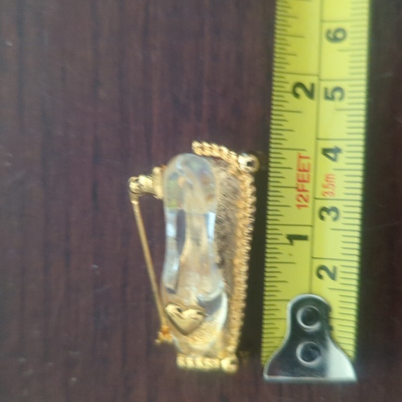 Vintage Disney Cinderella Glass Slipper Pin Rare Brooch Gold Tone - Picture 5 of 5